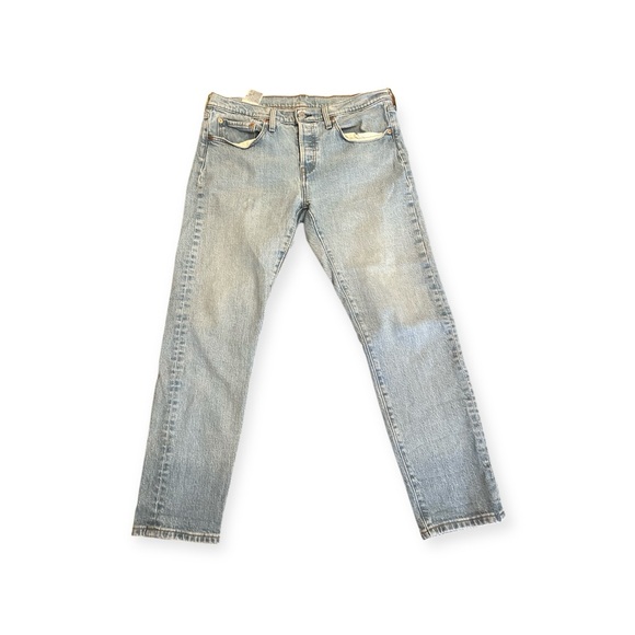 Levi's 501 Men's Light Blue Wash Tapered Style Jeans - Picture 1 of 8